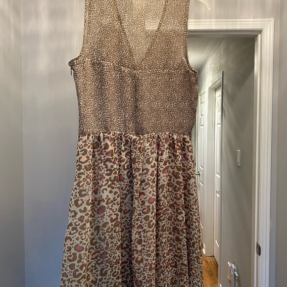Armani Exchange mini leapord print dress size 6 - Picture 2 of 5
